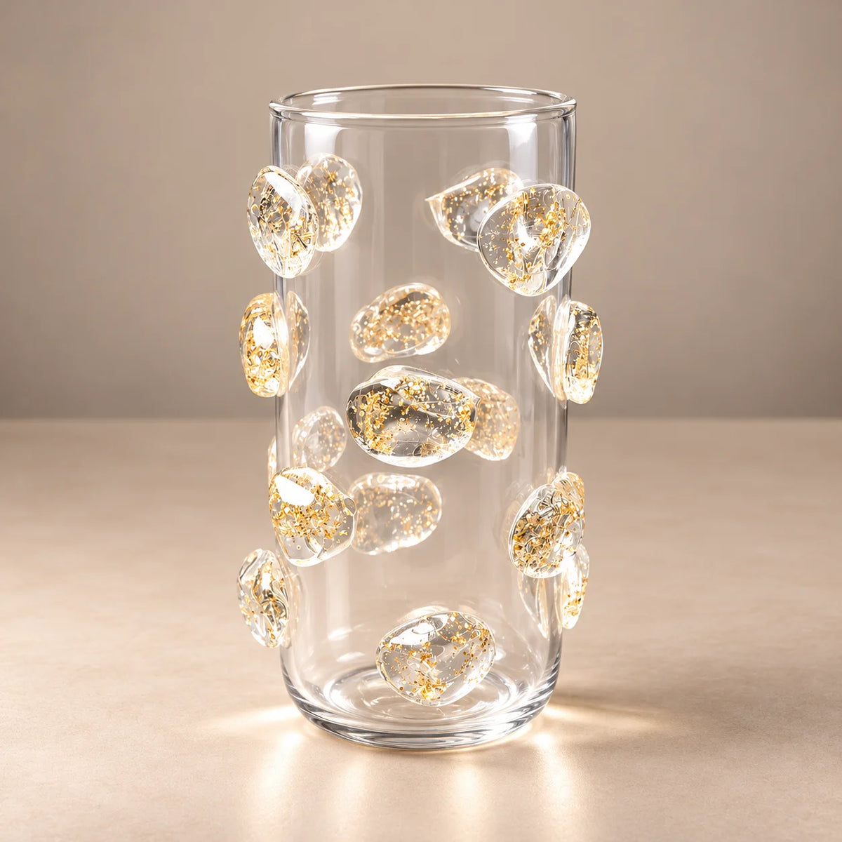 Pebble Luxe vase pair, roses on marble counter