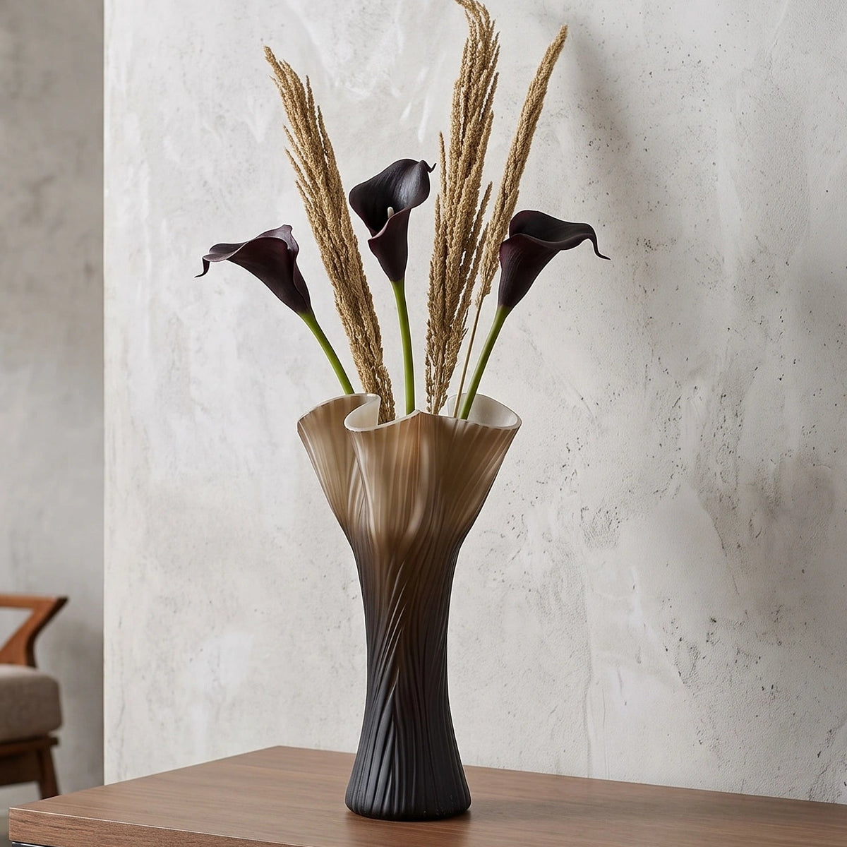 Textured glass decorative vase with ribbed design and ivory edge in two sizes