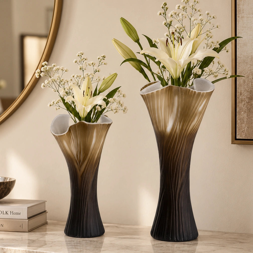 Textured glass decorative vase with ribbed design and ivory edge in two sizes