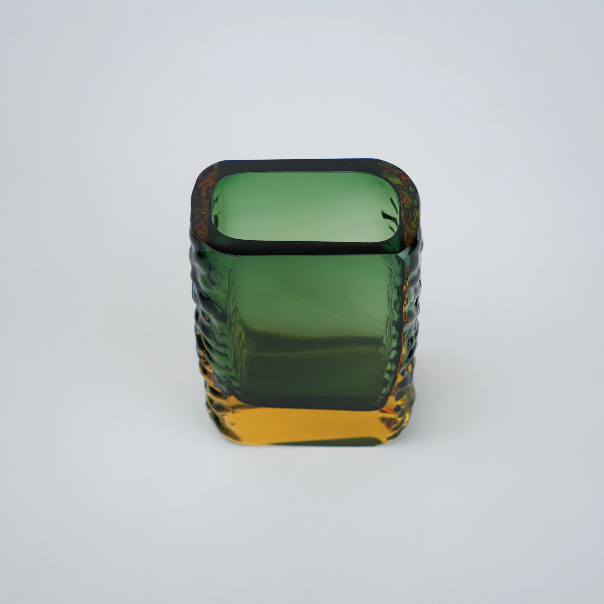 Prism block vase top-down rectangular mouth