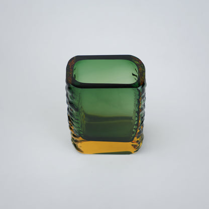Prism block vase top-down rectangular mouth