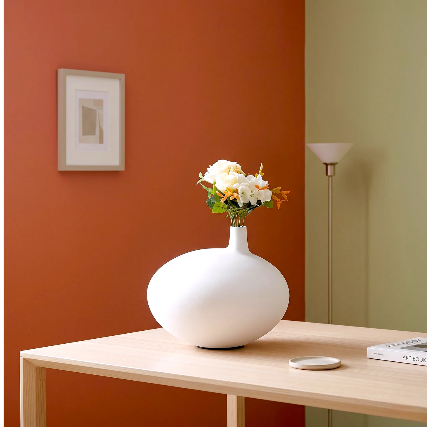 Rounded Harmony Vase