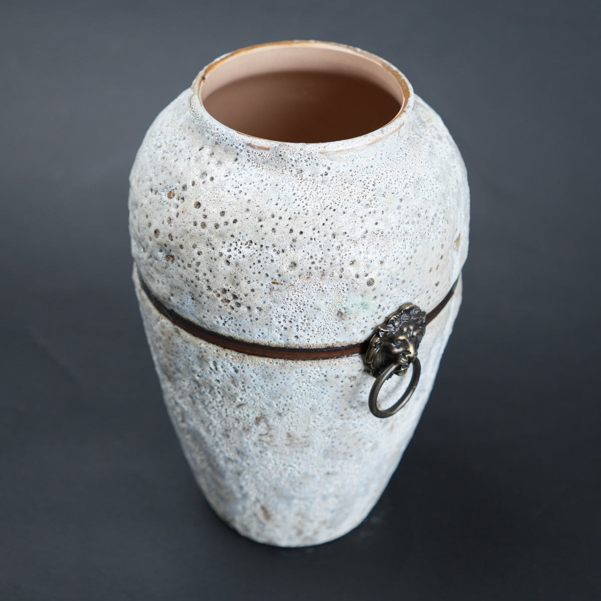 Stone white lion-ring vase, 3/4 view