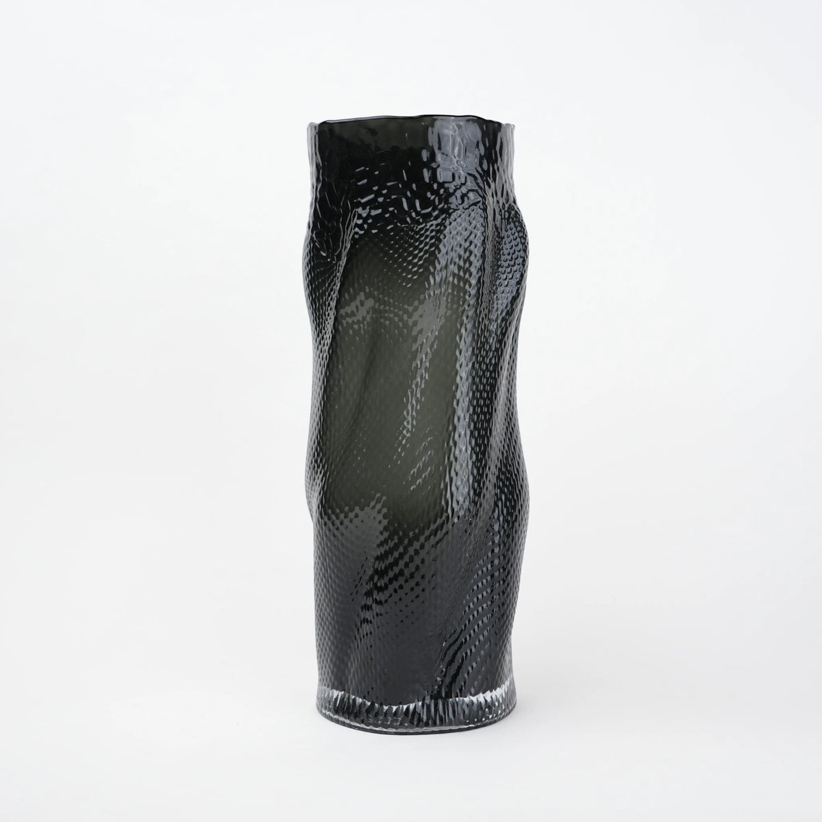 Smoke textured flow vase honeycomb front shot