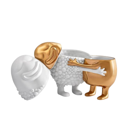 Embrace Duo Figurines – White & Gold Symbol of Unity and Elegance