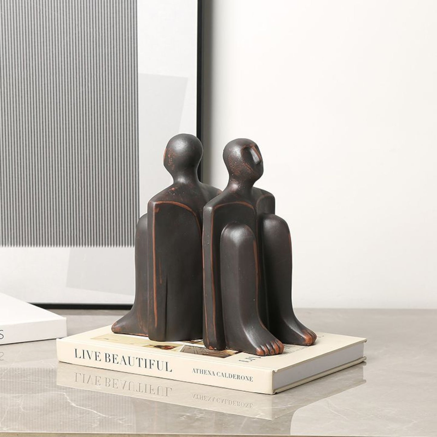 Serene Thinkers Statues – Artful Elegance in Reflection